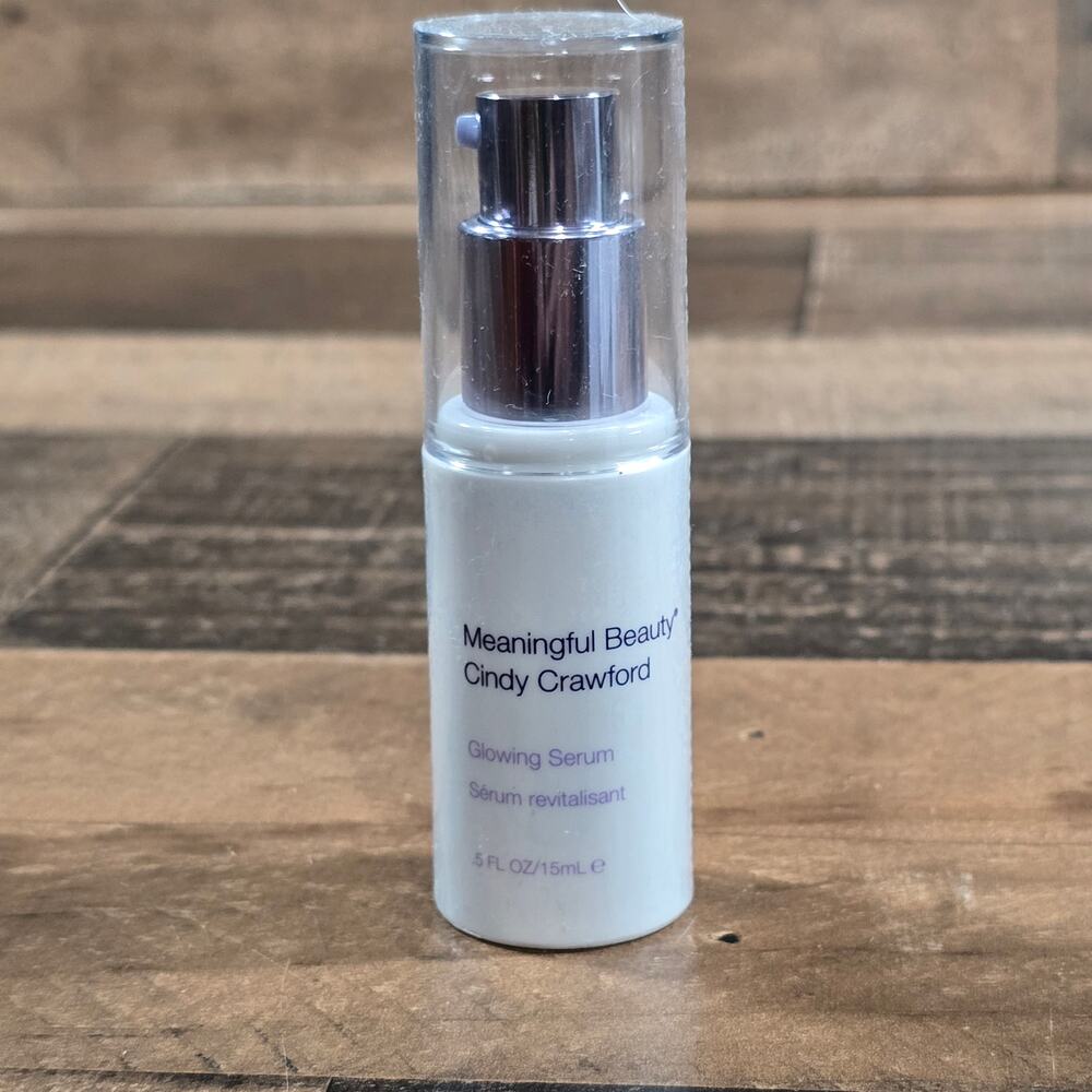 Meaningful Beauty Cindy Crawford Glowing Serum .5 oz / 15 ml
